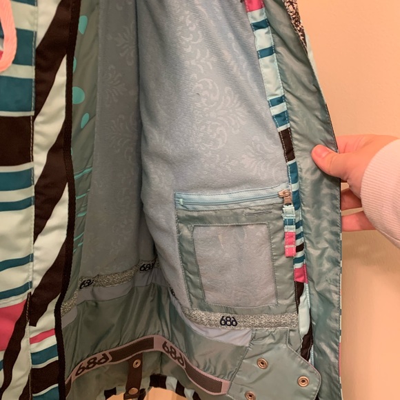 **686** Ski/Snowboard Jacket Sz: M - Picture 9 of 11